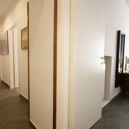 Grande Maison Centro Storico Apartment *